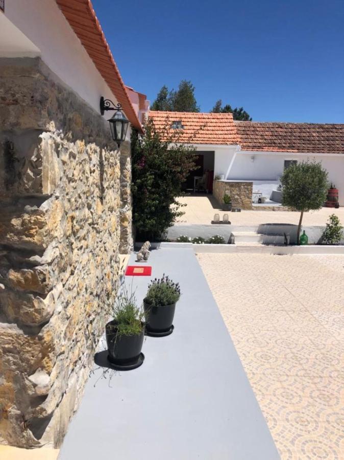 Bed and Breakfast Quinta Bogesi Figueira da Foz Esterno foto