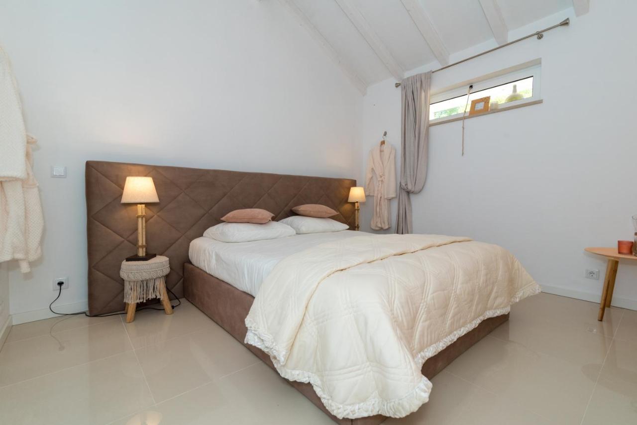 Bed and Breakfast Quinta Bogesi Figueira da Foz Esterno foto