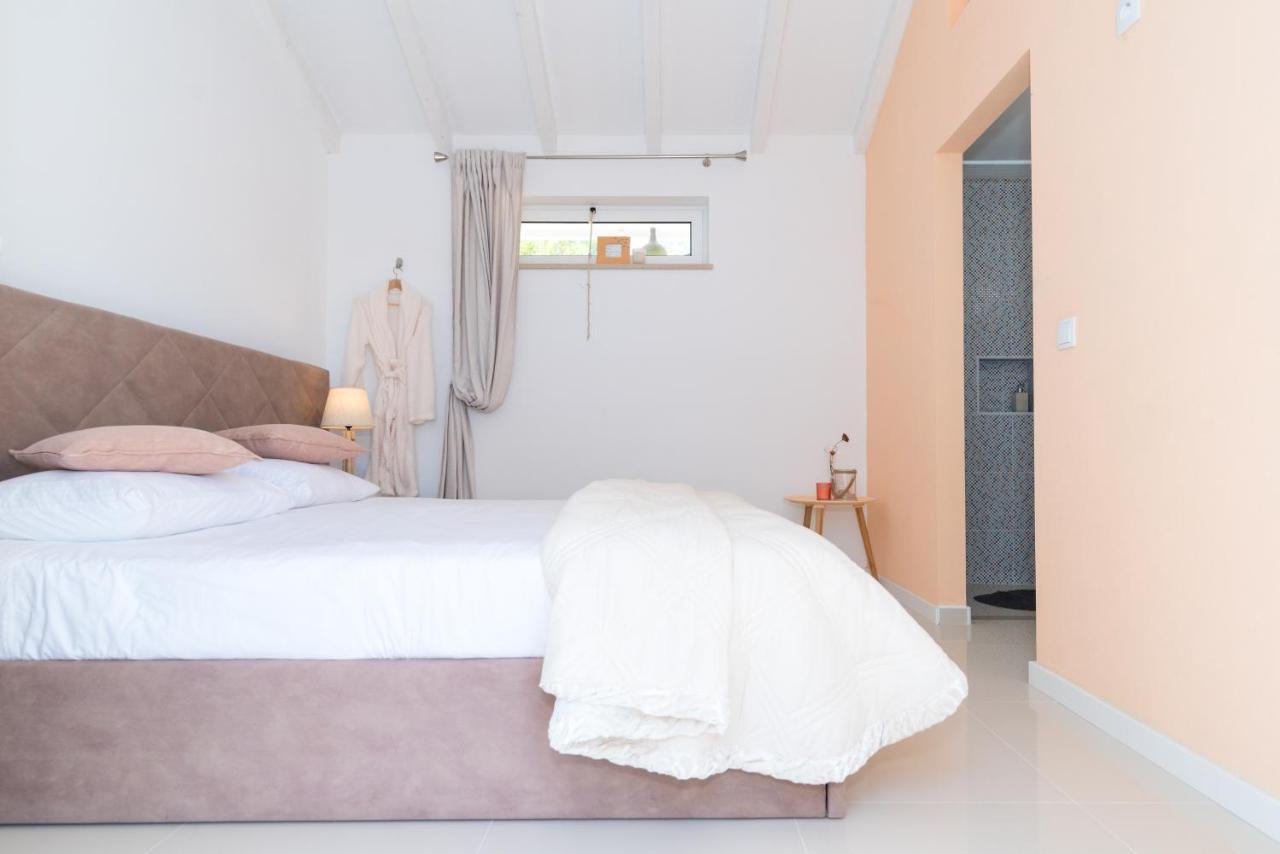 Bed and Breakfast Quinta Bogesi Figueira da Foz Esterno foto