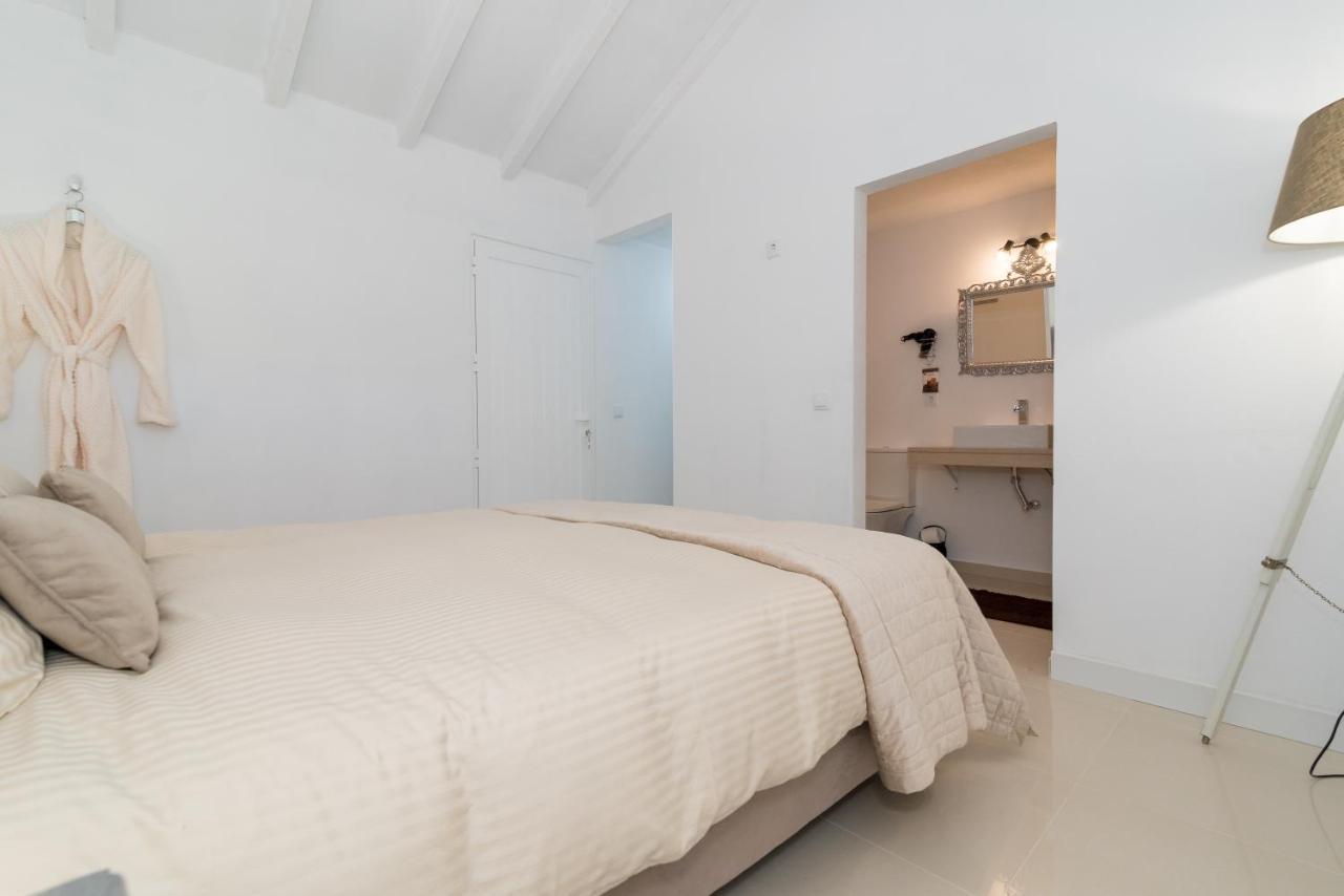 Bed and Breakfast Quinta Bogesi Figueira da Foz Esterno foto