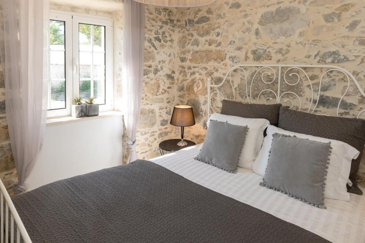 Bed and Breakfast Quinta Bogesi Figueira da Foz Esterno foto